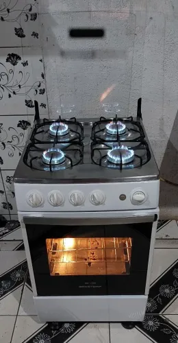 Excelente fogão Brastemp top de 4  bocas automático com prateleira deslizante 