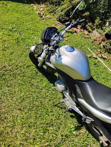 Vendo cb 300rs