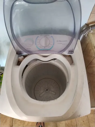 Máquina de lavar Electrolux turbo economia 6Kg.