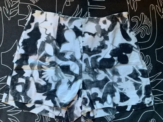 Short ZARA