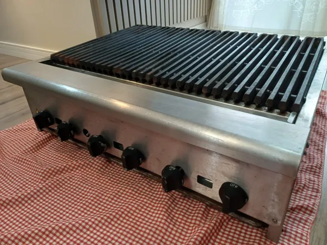 Char Broiller (churrasqueira a gás)