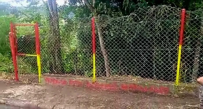Aceita veículos. Terreno 344m² próximo ao Velhão Serra da Cantareira