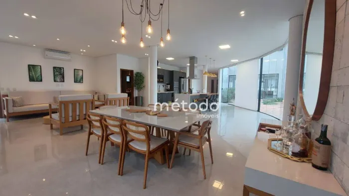 Chácara com 5 quartos à venda, 1336 m² por R$ 2.300.000 - Jardim Costão - Santa Branca/SP