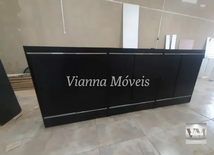 3 Balcões Vitrine Preto com Portas em MDF - Direto da Fábrica