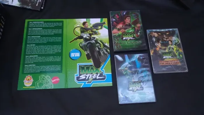 Filme Max Steel em Dvd, vários, originais, bom estado.