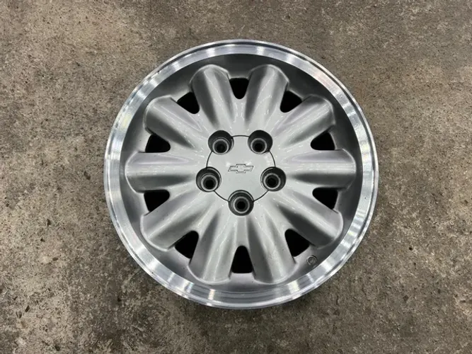 Jogo de Rodas 15 GM 5x110 R$1.499 / Roda Aro 15 Original GM Astra Omega Vectra