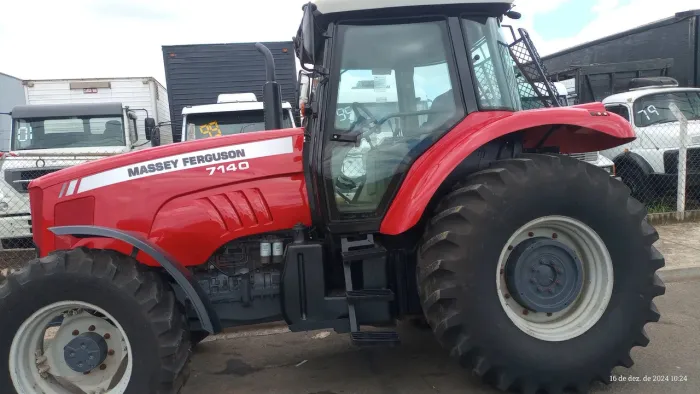 Trator Massey Ferguson 7140 ano 2010 conservado e revisado