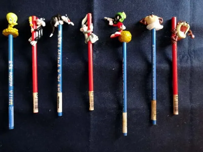 Conjunto de Lápis Colecionáveis de Personagens Warner Bros (p Colecionador ou Decoração)
