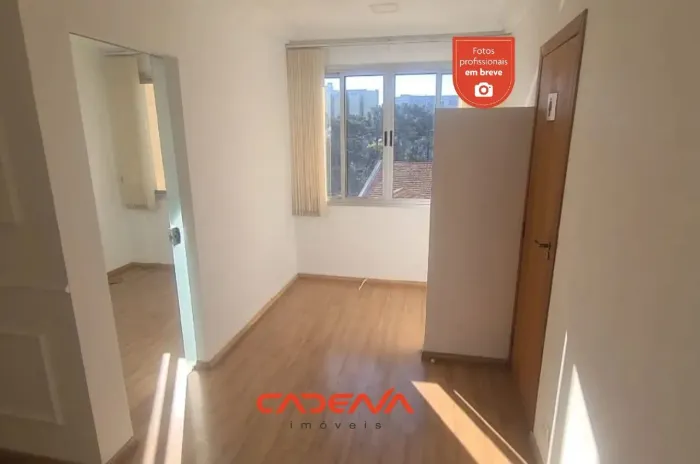 Sala à venda no Centro de Curitiba