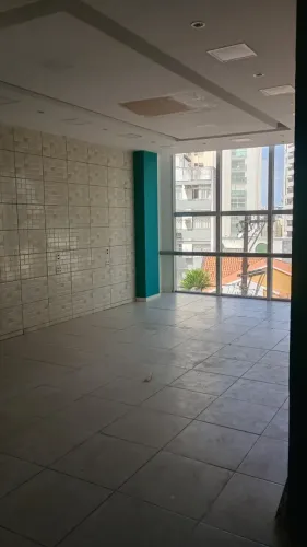 Alugo - Sala - 80m² - Graça