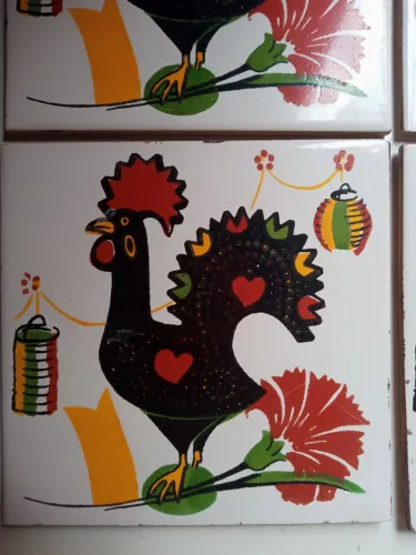 Azulejos Decorativos com Galo Português