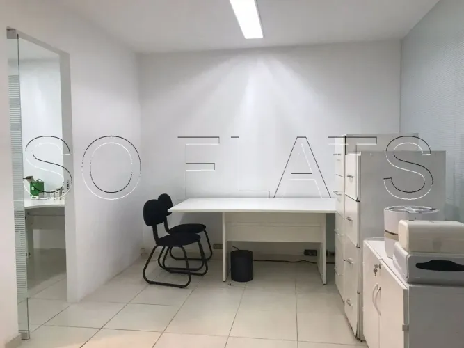 Sala comercial com 83m², e 1 vaga, disponível para compra no bairro do Paraíso.