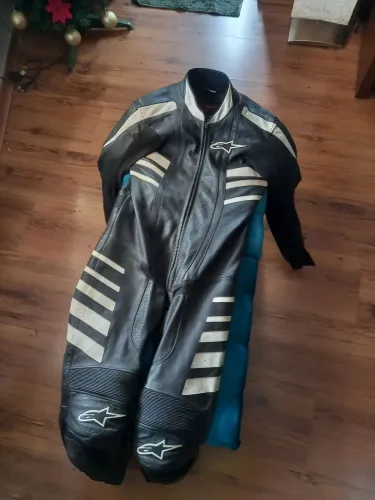 Macacão de moto pista, peça unica n°48 Brasil