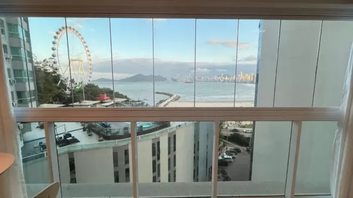 VISTA MAR E BIG WHEEL SUPER LUXO 4suítes, 5bwc, 3vg, finamente mobiliado e decorado pra vc