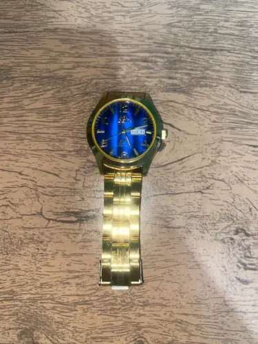 RELÓGIO DOURADO