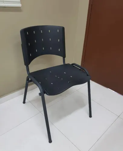 Cadeira de Escritório fixa Preta