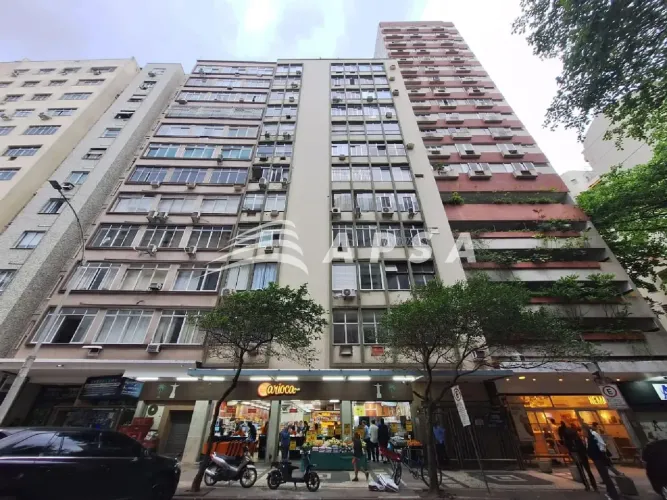 ÓTIMO APARTAMENTO, PRÓXIMO AO METRÔ, COMÉRCIOS VARIADOS, 1 QUARTO, SALA AMPLA, COZINHA, BA