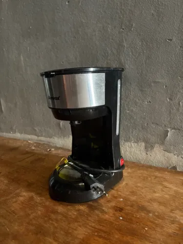Cafeteira Elétrica Amvox