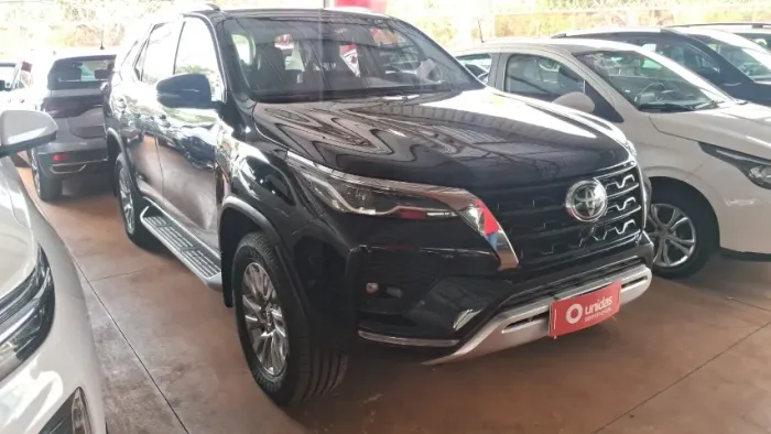 Toyota Hilux SW4 SRX 4X4 2.8 TDI 16V Dies. Aut. 2022