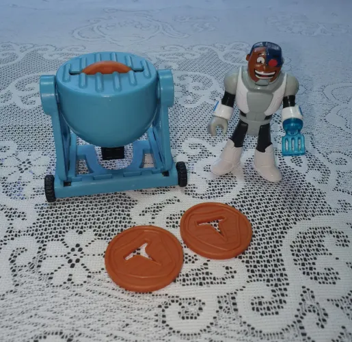 Mini figura imaginext Cyborg festa da comida Jovens Titãs em Ação 