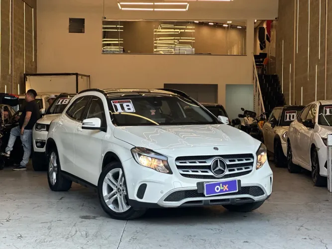 MERCEDES GLA 200 1.6 TURBO STYLE 2018