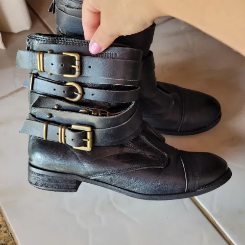 BOTA DE COURO SANTA LOLLA