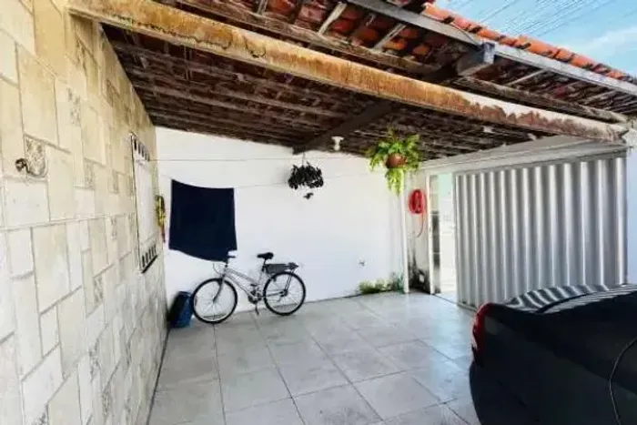 CASA A VENDA NA MARAMBAIA