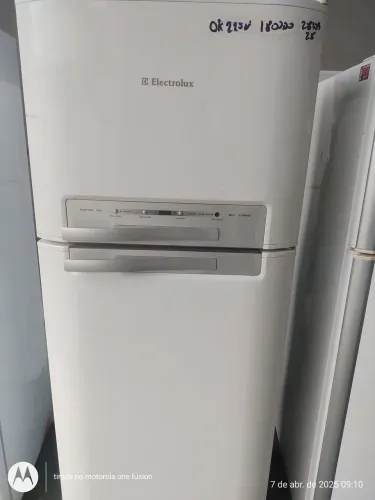 REFRIGERADOR ELECTROLUX FROST FREE 440L