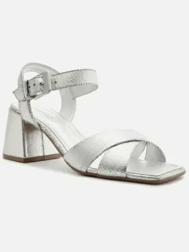 Sandália Arezzo Couro prata Salto 6cm Bloco Fresh Classy. 35. Novo sem caixa.