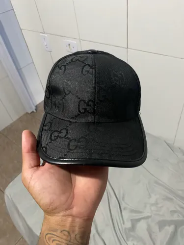 Boné Gucci novo