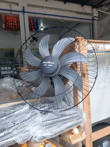 Britânia - Ventilador turbo de Parede 60cm 8 helices 