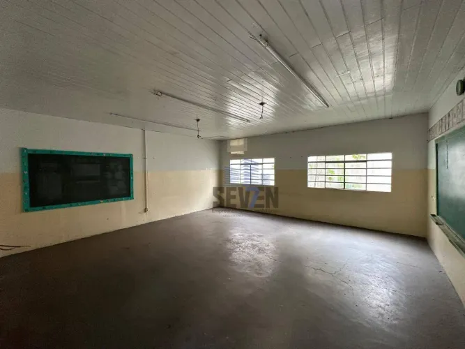 Ponto Comercial à Venda na Vila Santo Antônio Bauru