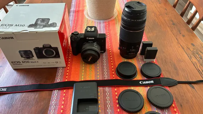 Canon M-50 Mark II kit completo mais acessórios