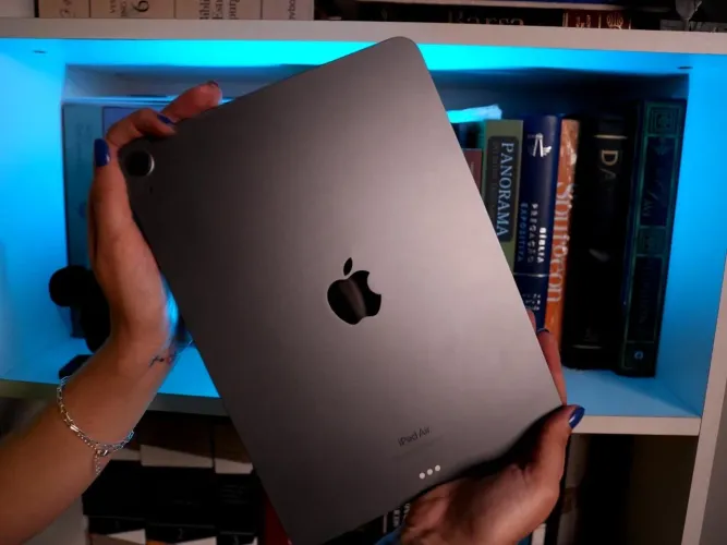 iPad Air (5ª Geração) 10.9? Wi-Fi 64GB Chip M1