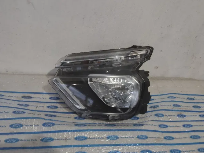 Farol Dianteiro esquerdo Citroen C3 2021 a 2025 original c detalhe 