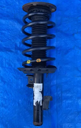 Amortecedor Dianteiro Direito Volvo XC60 2009 a 2017 / 31340477 