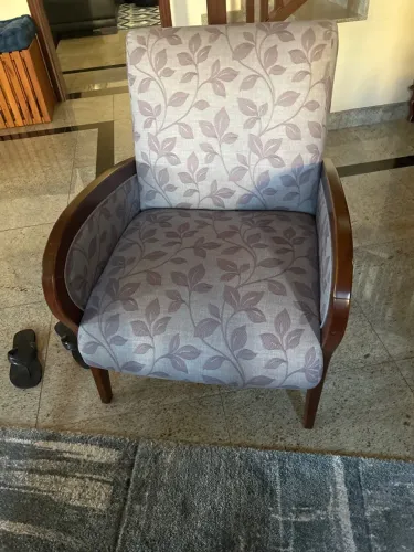 Poltrona Nobel Estampada Confortável e Elegante