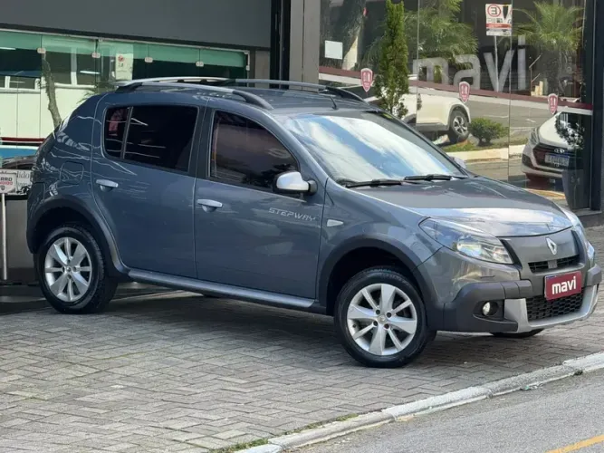 Renault Sandero Stepway Hi-flex 1.6 16V 5P 2013