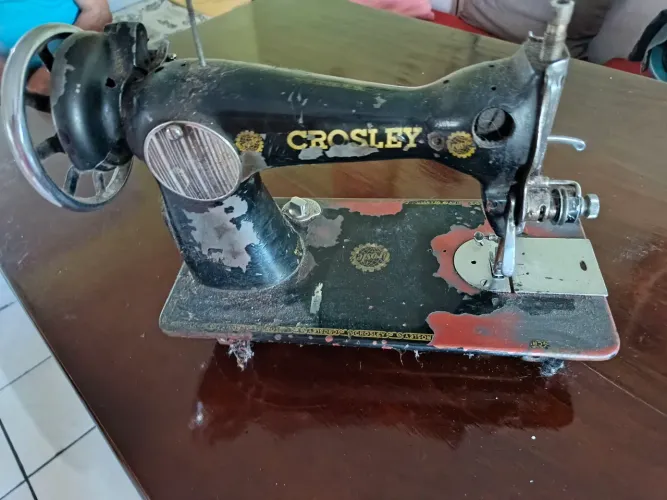 Máquina de costura antiga