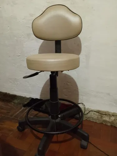 Mocho , Cadeira estética