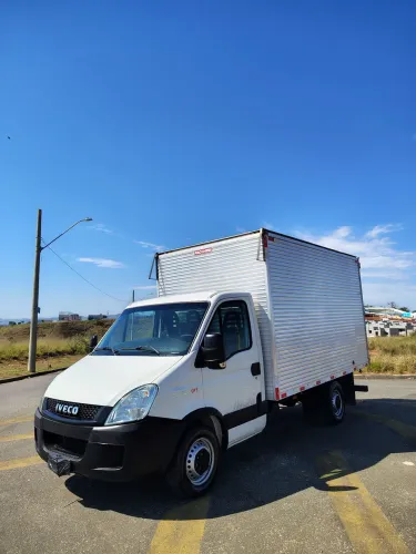 Iveco Daily City 30s13 Chassi 2P (diesel) 2019