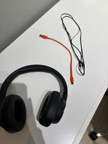 Fone de Ouvido JBL Tune 720BT Bluetooth - Excelente Estado