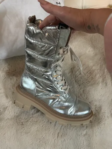 Bota vicenza tamanho 36