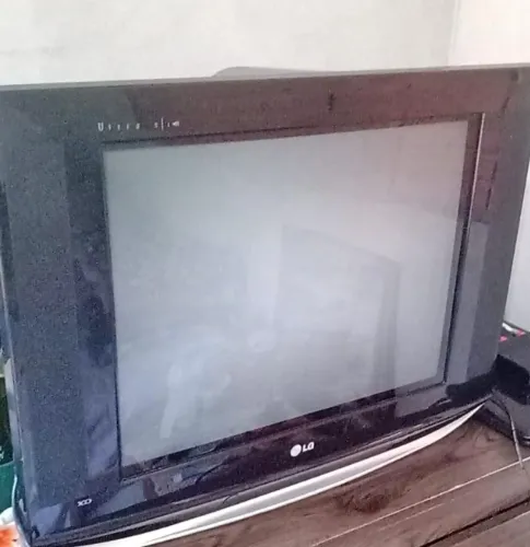 Tv 21 Ótima para Retrogames