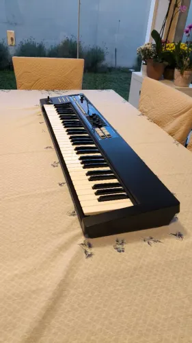 Teclado XPS-10 (Roland)