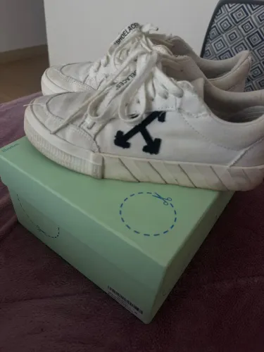 Tênis Off-White Vulcanized