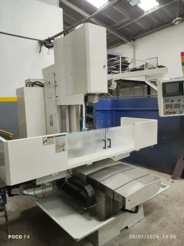 Fresadora CNC 