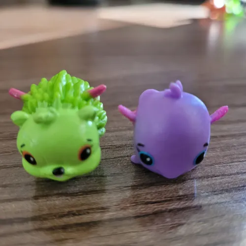 Lote dua miniaturas Hatchimals CollEGGtibles - Spin Master