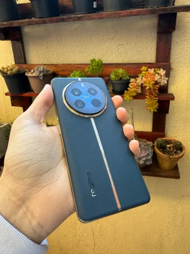Celular Realme 12 Pro+