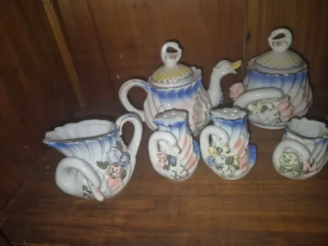 Vendo conjunto para decoração.